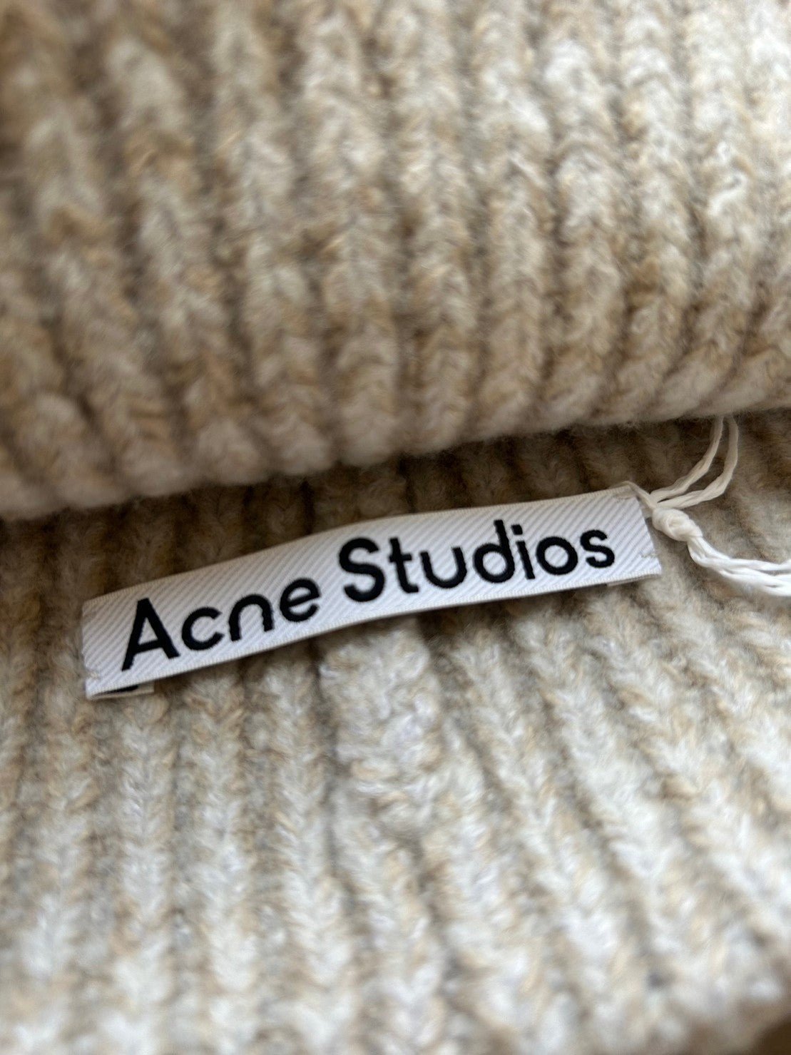 Acne Studios（アクネ ストゥディオズ） ニット帽｜COMPOLUX（コンポ