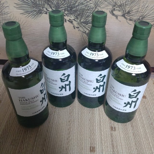 THE HAKUSHU シングルモルトウイスキー700ml 。4本