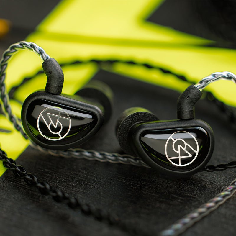 64 Audio】Aspire 4｜初めてのイヤモニとしてプロレベルのモニタリング