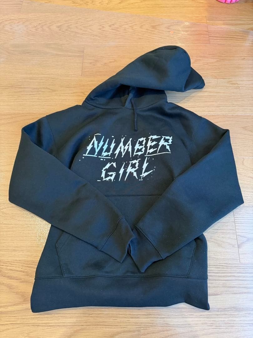 NUMBER GIRL 我々は逆噴射である パーカー M NUMBER GIRL 逆噴射パーカー 綾野剛の通販 by Chika ｜ラクマ