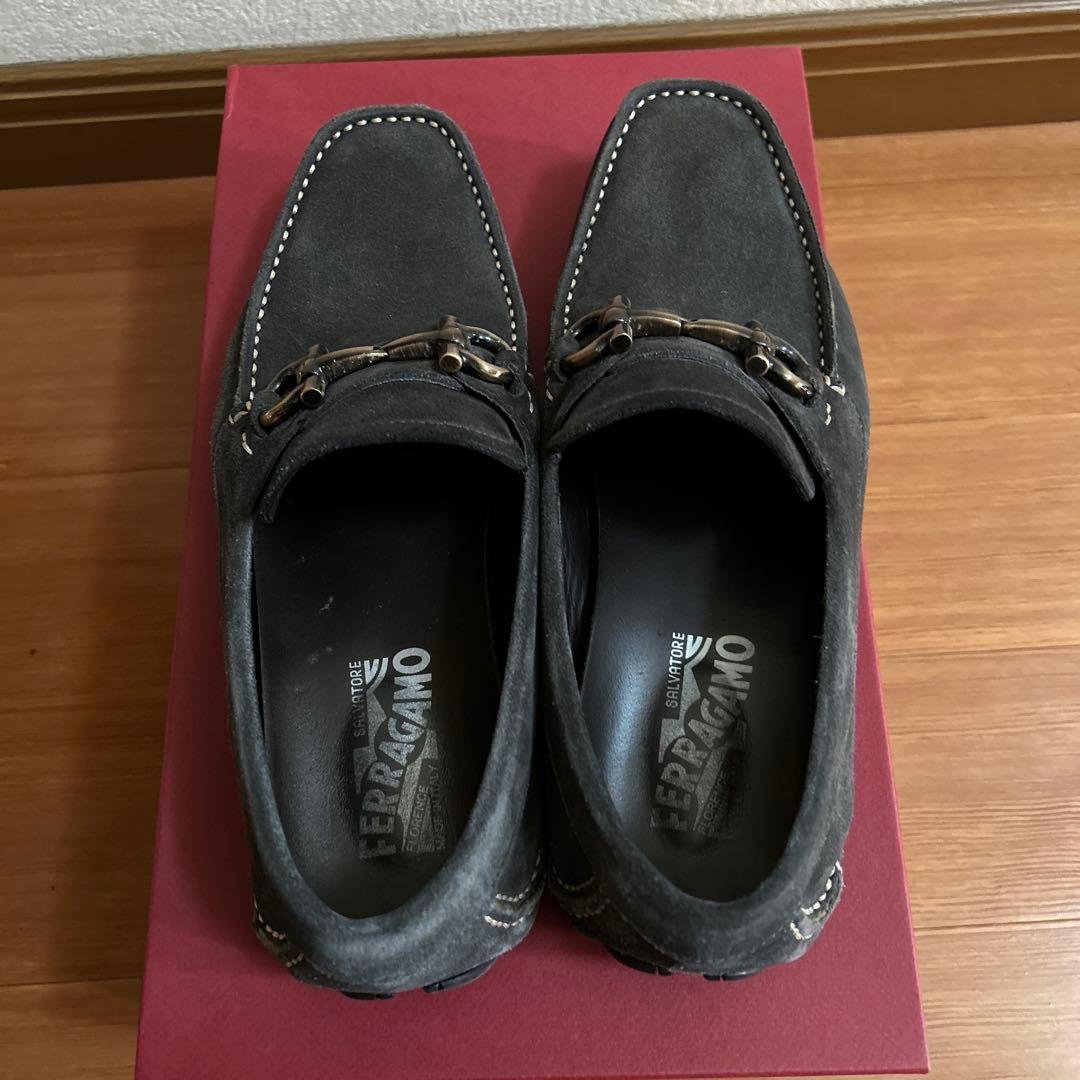 サルヴァトーレフェラガモ ドライビングシューズ　モカシン　PARIGI